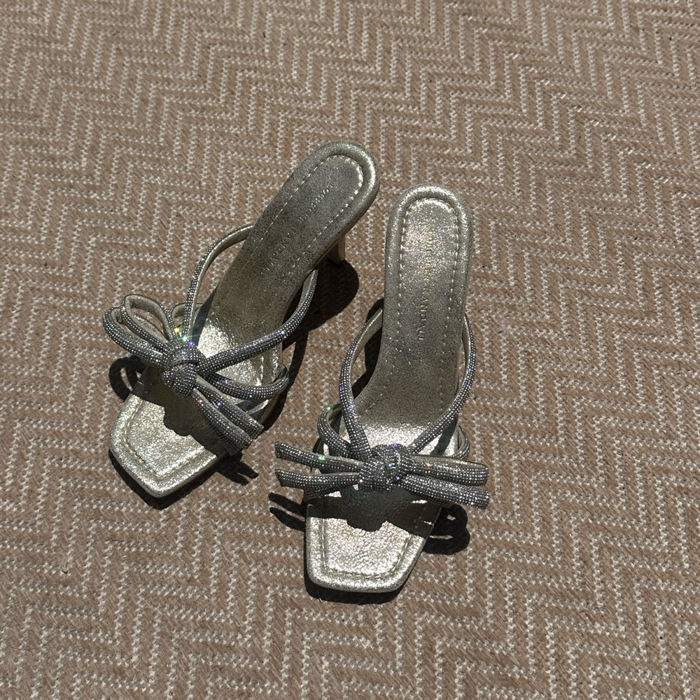 Loeffler Randall Margi Cappuccino
Bow Heel